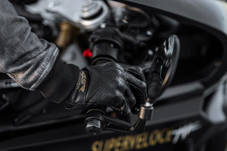4SR motorcycle gloves Monster Evo Superveloce 1.jpg