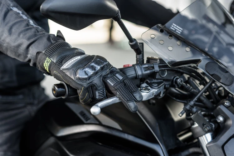 X-BreezeII_gloves.jpg