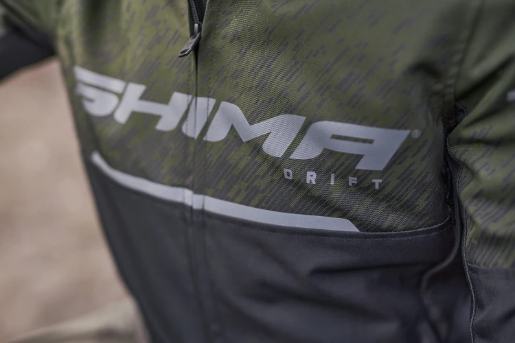 DRIFT_KHAKI_MEN 11.jpg
