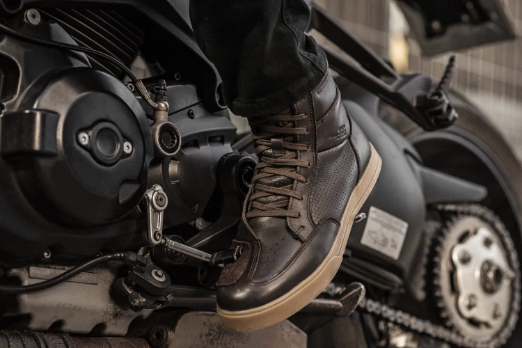 SHIMA_Blake_Brown_Sneakers2.jpg
