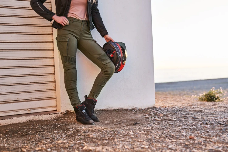 Giro2_Lady_Khaki_OpenAir_Lady_Black_DSC09932.jpg