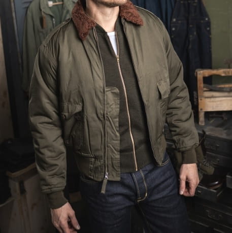 1943 B10 Flight Jacket olive drab 4.jpg