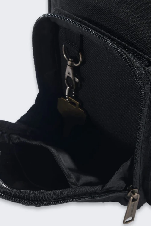 Saszetka Carhartt Crossbody Zip black3.jpg