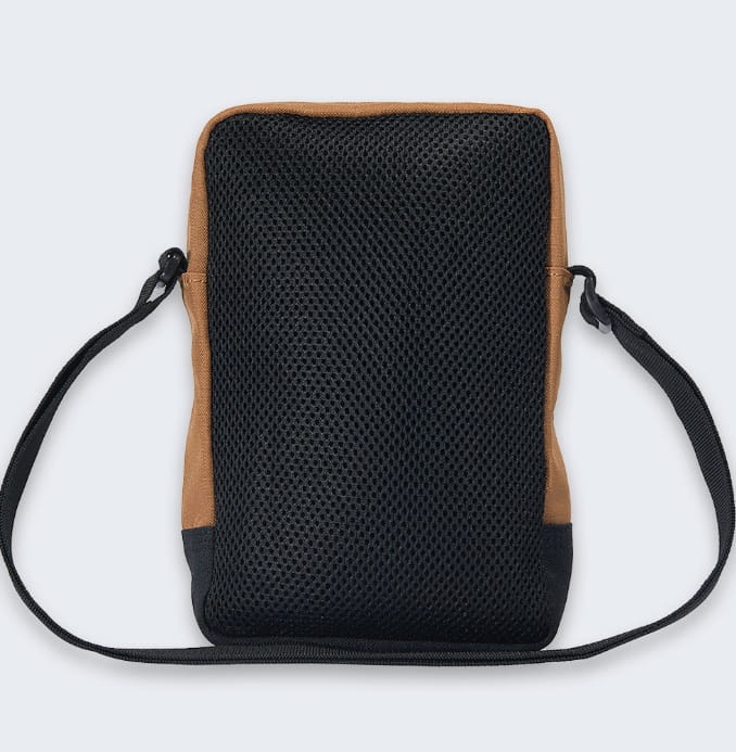 Saszetka Carhartt Crossbody Zip brown 4.jpg
