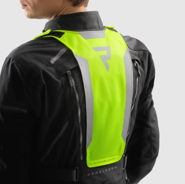 Rebelhorn-Hardy-black-de-motos7.jpg