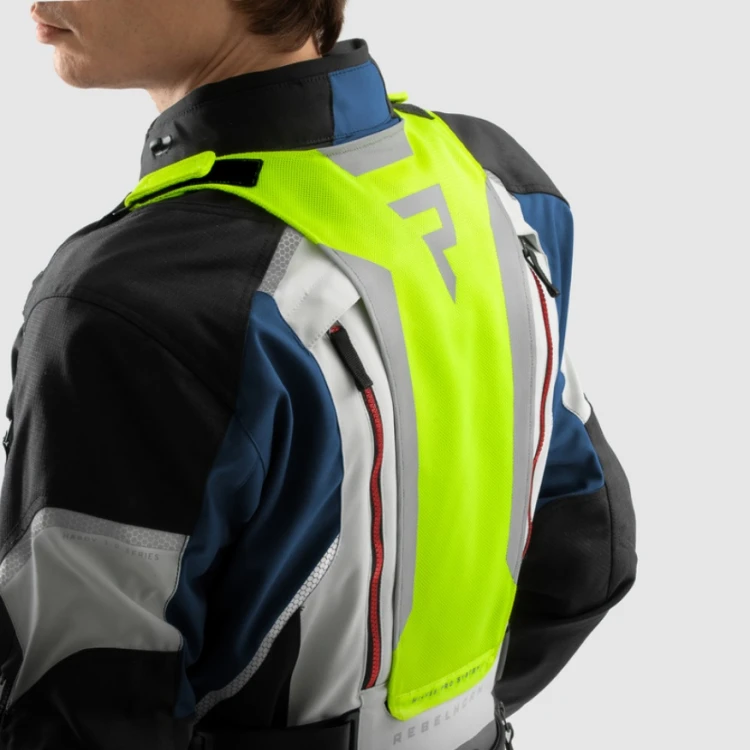 Rebelhorn-Hardy-blue-de-motos2.jpg