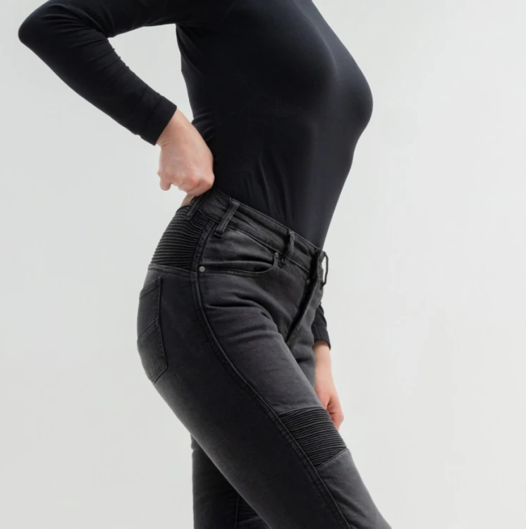 Broger-aura-black-De-Motos3.jpg