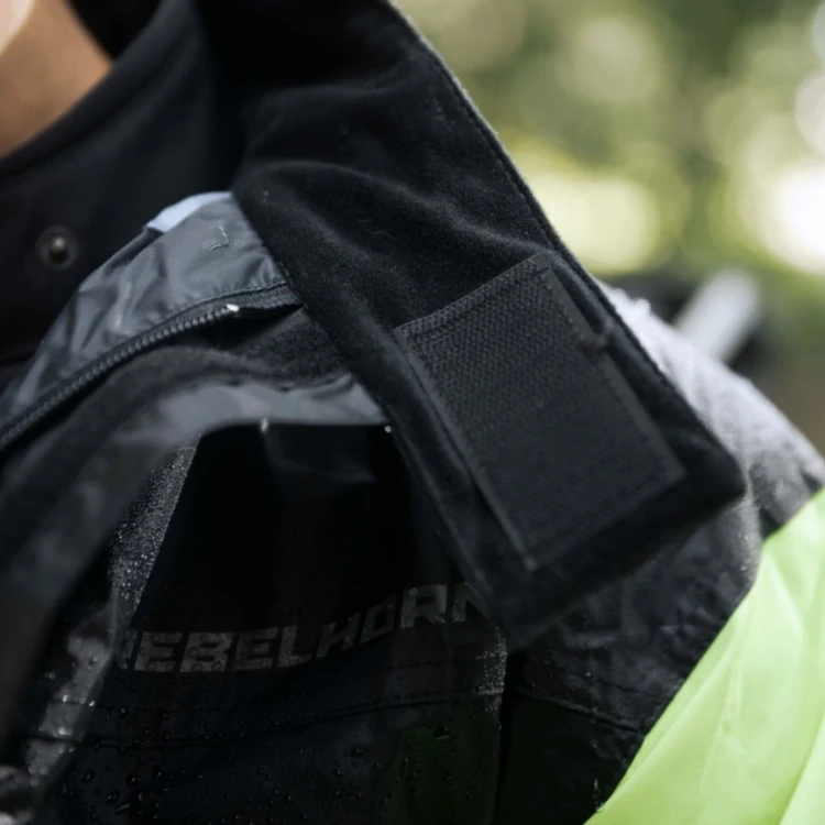Rebelhorn Rain kombinezon przeciwdeszczowy De Motos2.jpg
