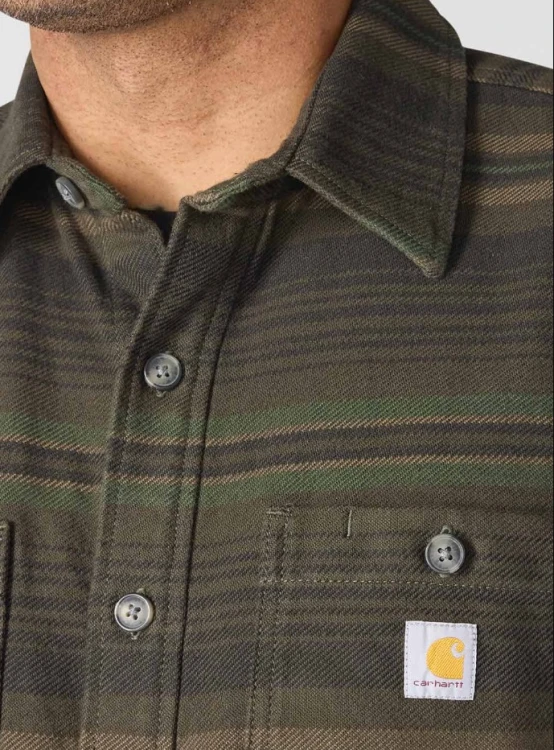 Carhartt-everett-peat-De-Motos1.jpg
