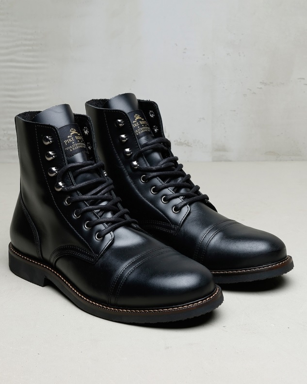 Pike Brothers Buty Black 1966.jpg